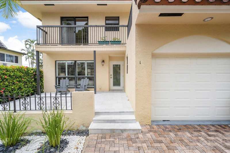 1109 Bel Air Drive # 1, Highland Beach FL 33487