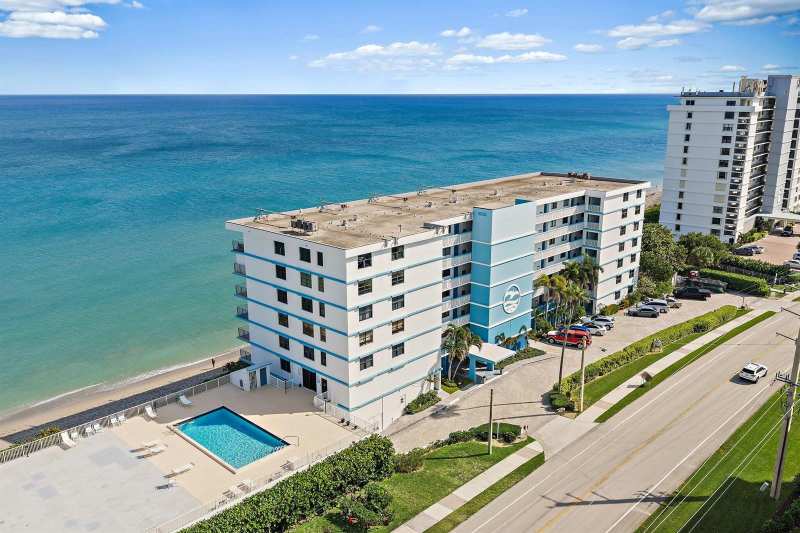 900 Ocean Drive # 705, Juno Beach FL 33408