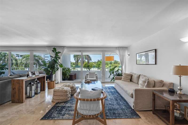 199 Ocean Lane Dr # 310, Key Biscayne FL 33149
