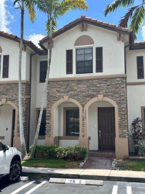 3210 SE 6th St, Homestead FL 33033