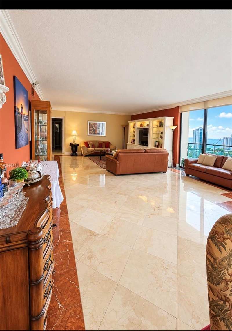 19355 Turnberry Way # 24E, Aventura FL 33180