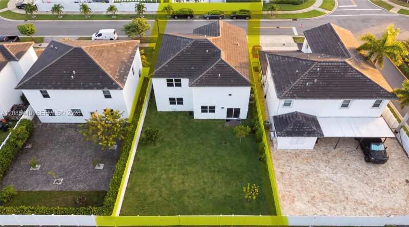 21223 SW 127th Ct, Miami FL 33177
