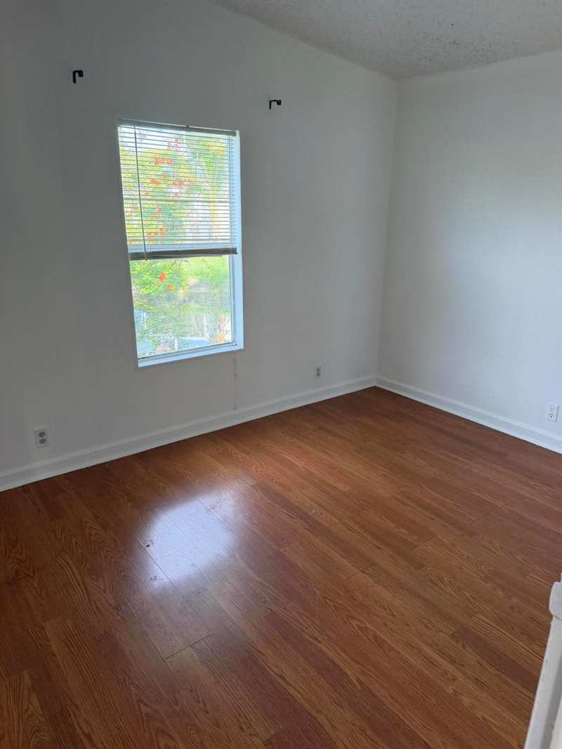 1680 SW 85TH Avenue, Davie FL 33324