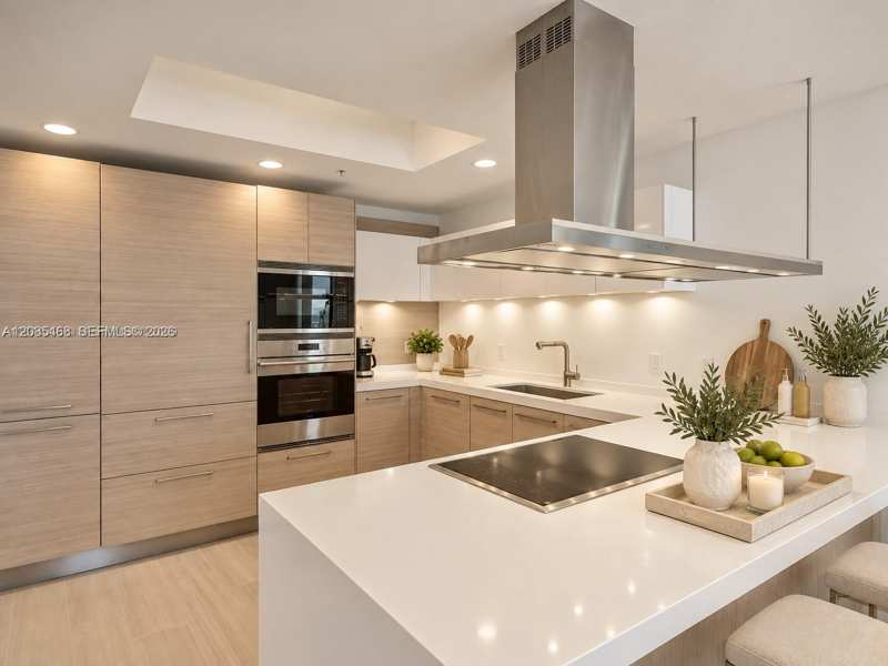 17301 Biscayne Blvd # 1105, North Miami Beach FL 33160