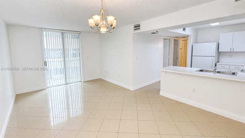 104 SW 9th St # 1403, Miami FL 33130