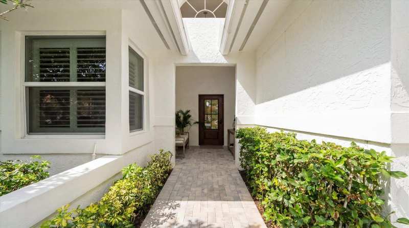 106 TOTEKA Circle, Jupiter FL 33458