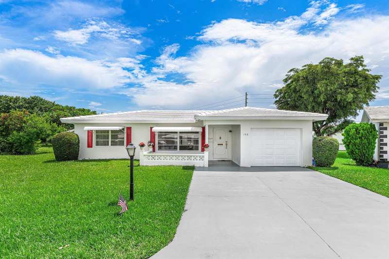 106 NW 10th Court, Boynton Beach FL 33426