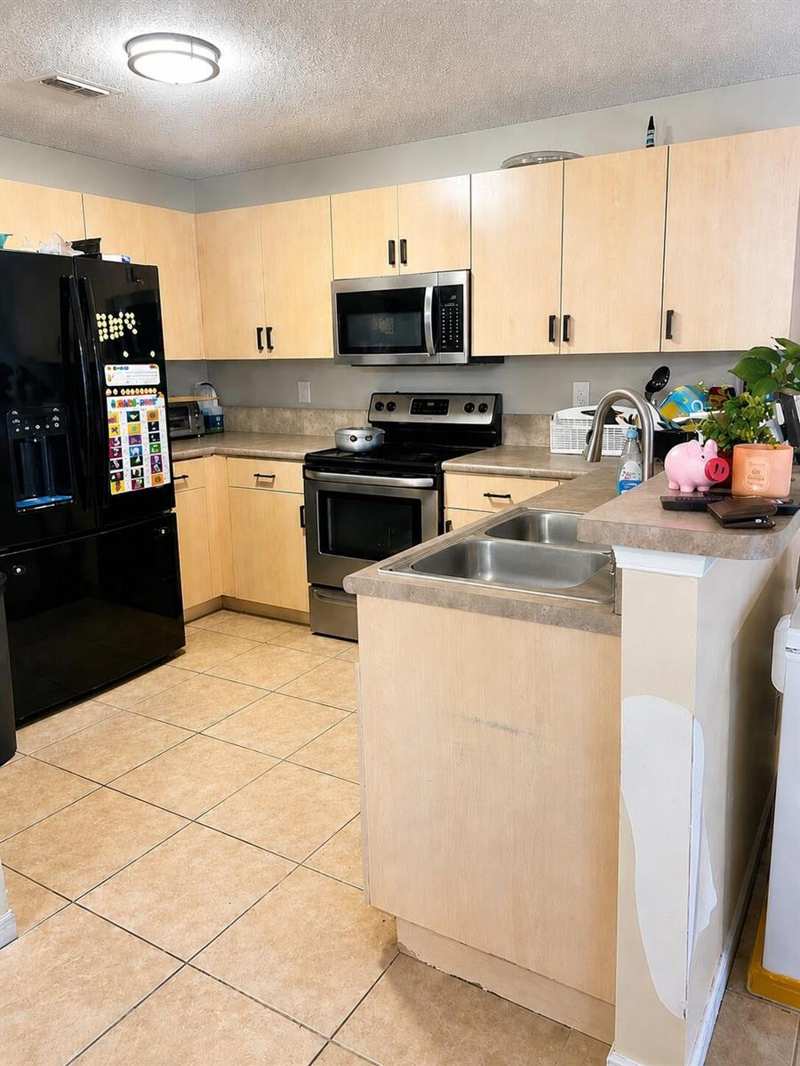 3331 Commodore Court, West Palm Beach FL 33411