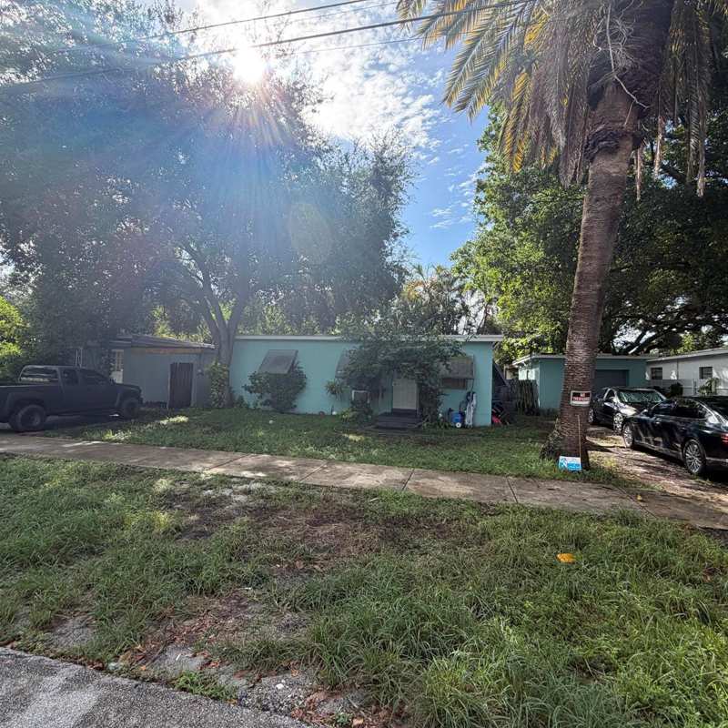 606 COLUMBUS Parkway, Hollywood FL 33021