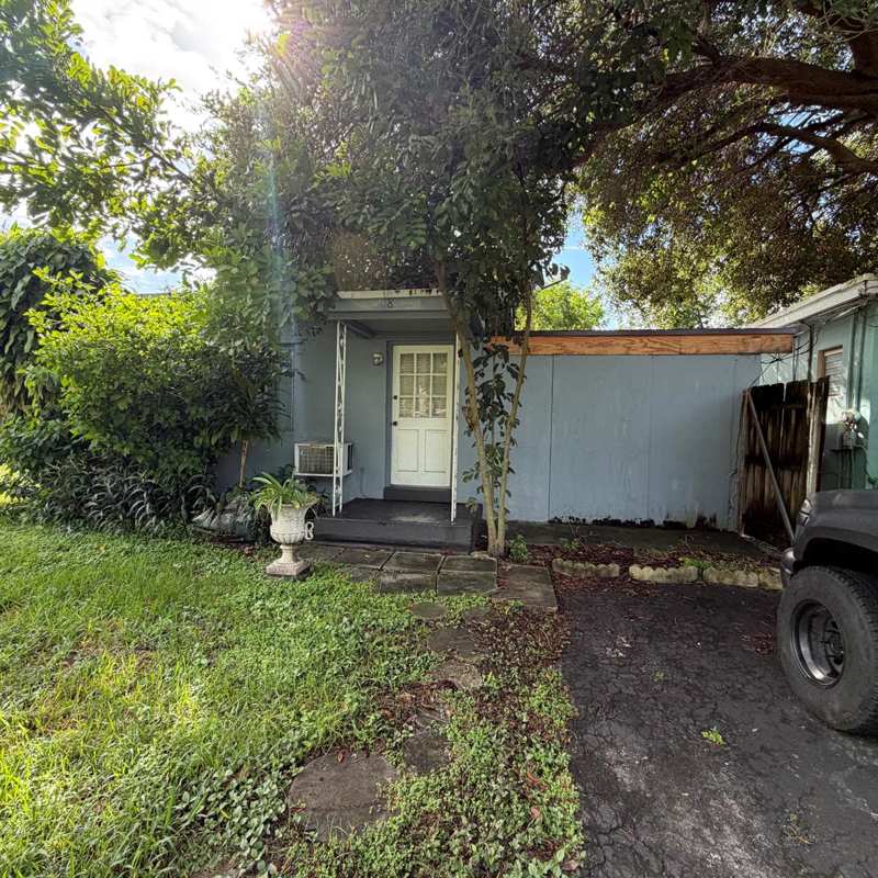 606 COLUMBUS Parkway, Hollywood FL 33021