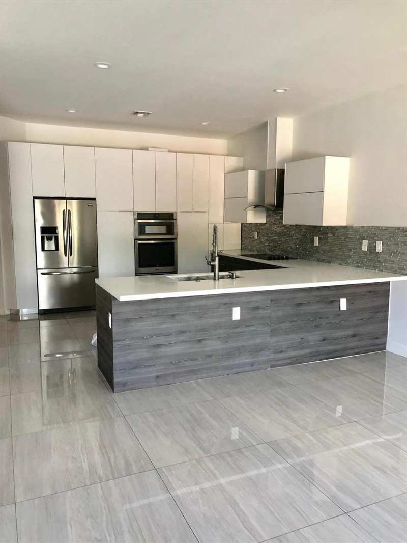 2728 TREASURE COVE Circle # 2728, Dania Beach FL 33312