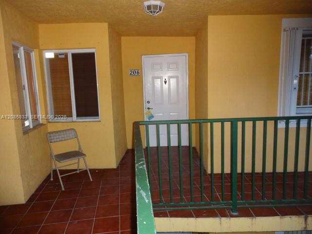 4681 NW 9th St # 208, Miami FL 33126