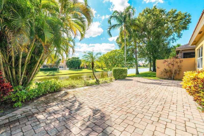5540 VIA DE LA PLATA Circle, Delray Beach FL 33484