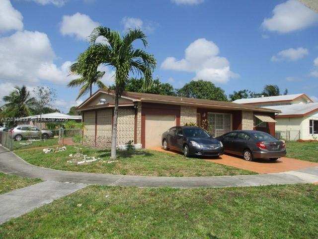 205 NE 175th St, North Miami Beach FL 33162