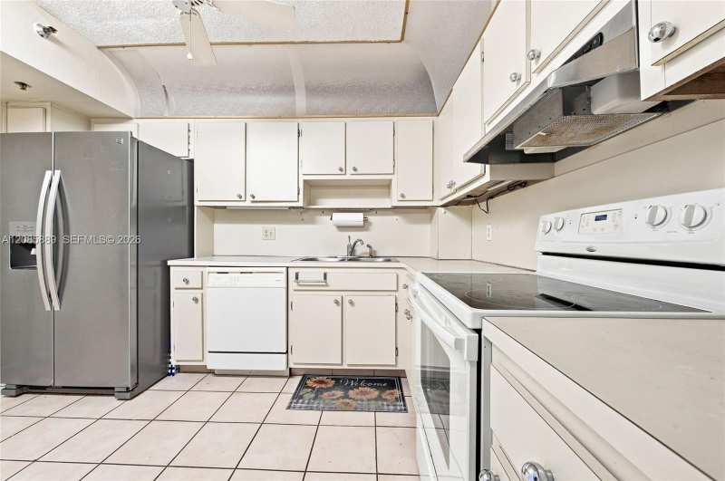 3850 Washington St # 808, Hollywood FL 33021