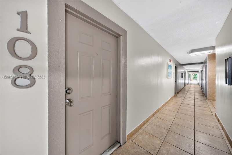 1801 NE 140th St # 108, North Miami FL 33181