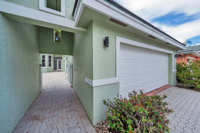 7693 ROCKFORD Road, Boynton Beach FL 33472