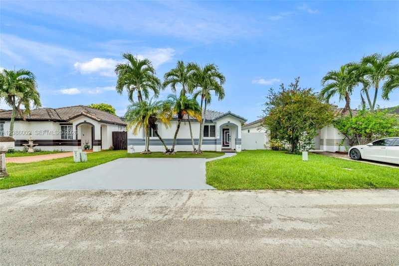 13936 SW 151st Ave, Miami FL 33196