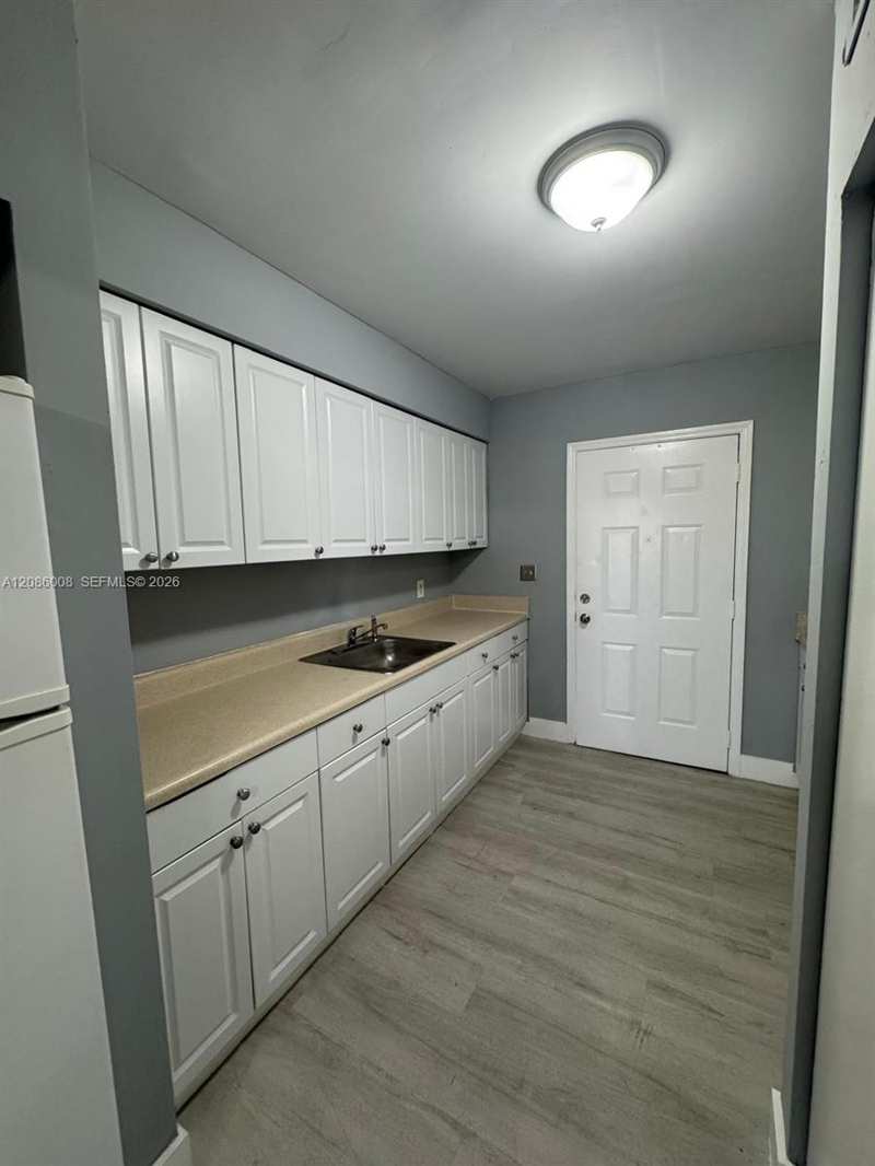2920 Pierce St # 2, Hollywood FL 33020