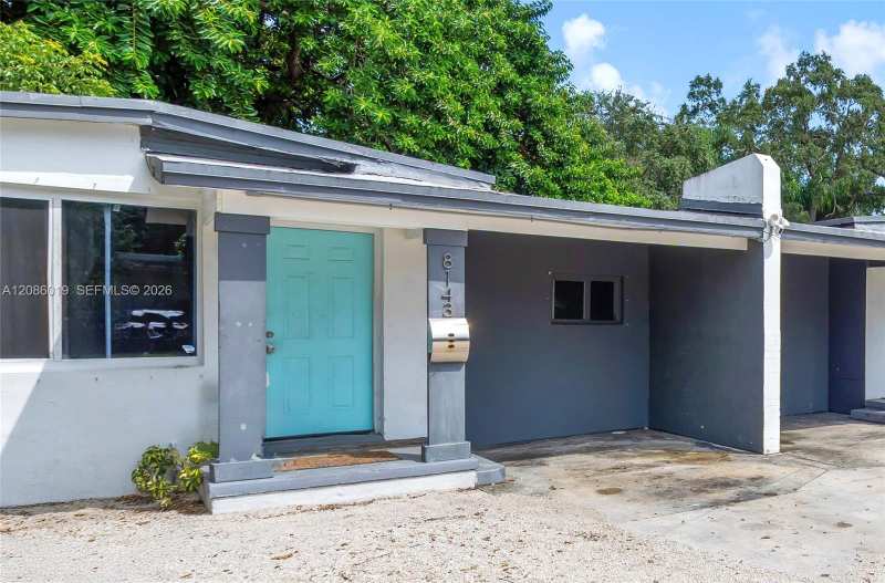 8141 NW 5th Ct, Miami FL 33150
