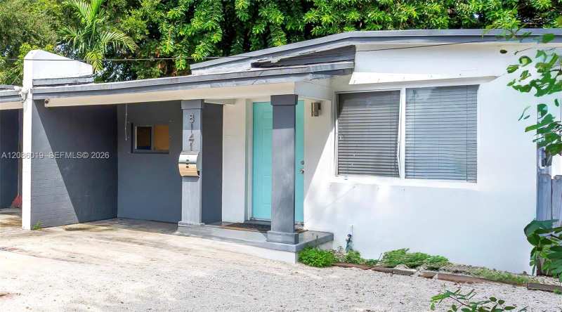 8141 NW 5th Ct, Miami FL 33150