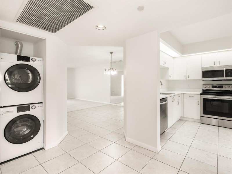 1651 SW 127TH Avenue SW # 105A, Pembroke Pines FL 33027