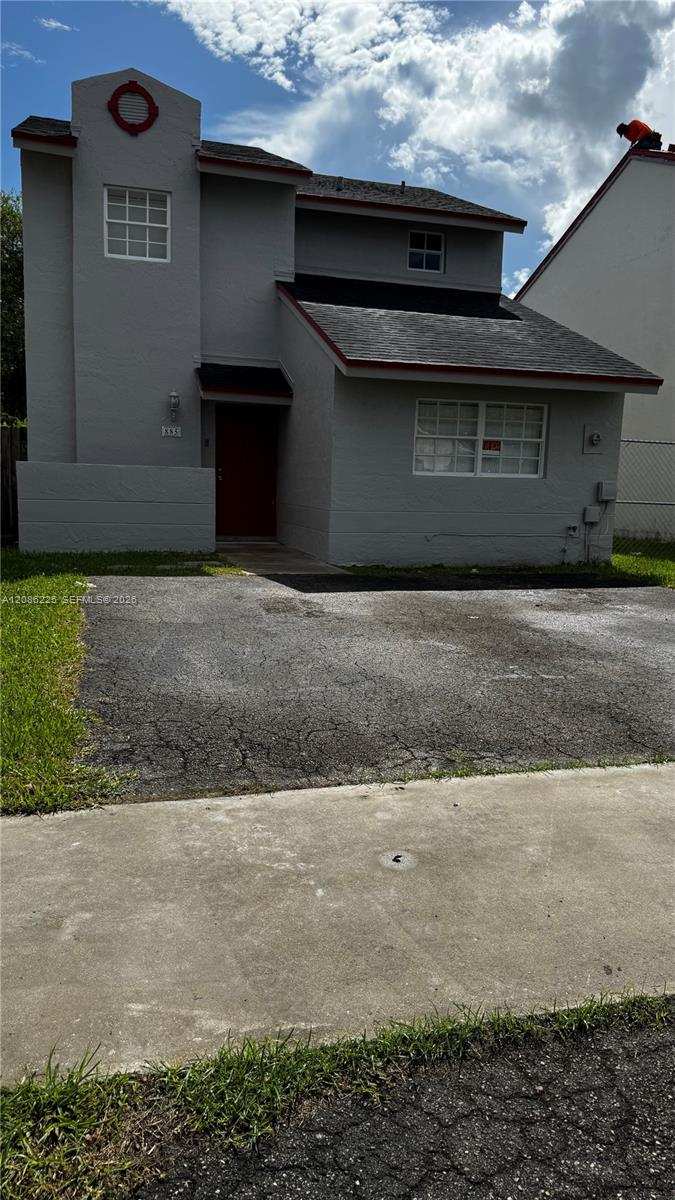 885 SE 13th Rd, Homestead FL 33035