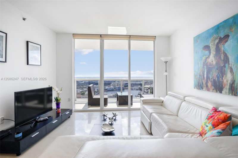 1800 S Ocean Dr # 4006, Hallandale Beach FL 33009