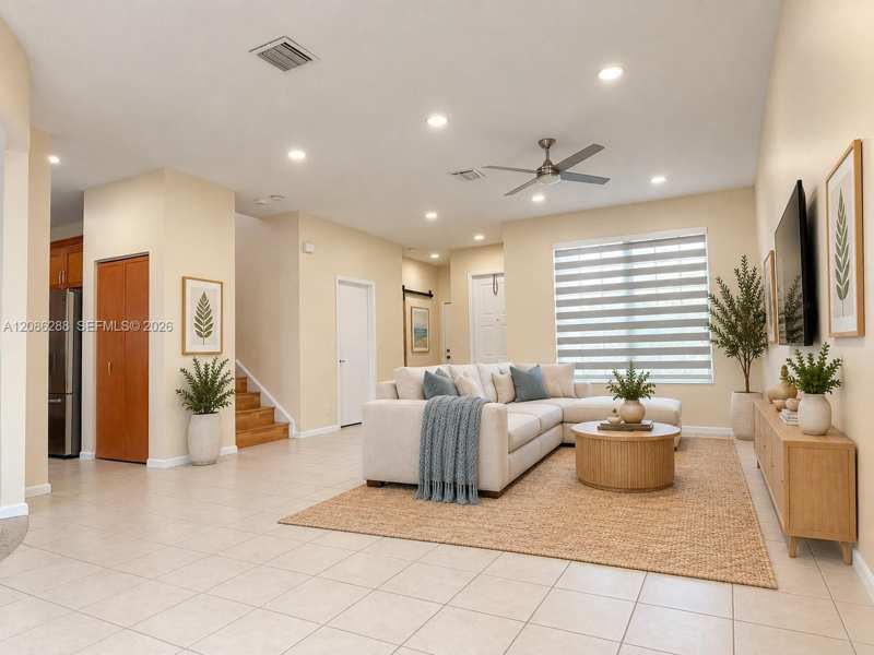 2075 SW 159th Ave, Miramar FL 33027