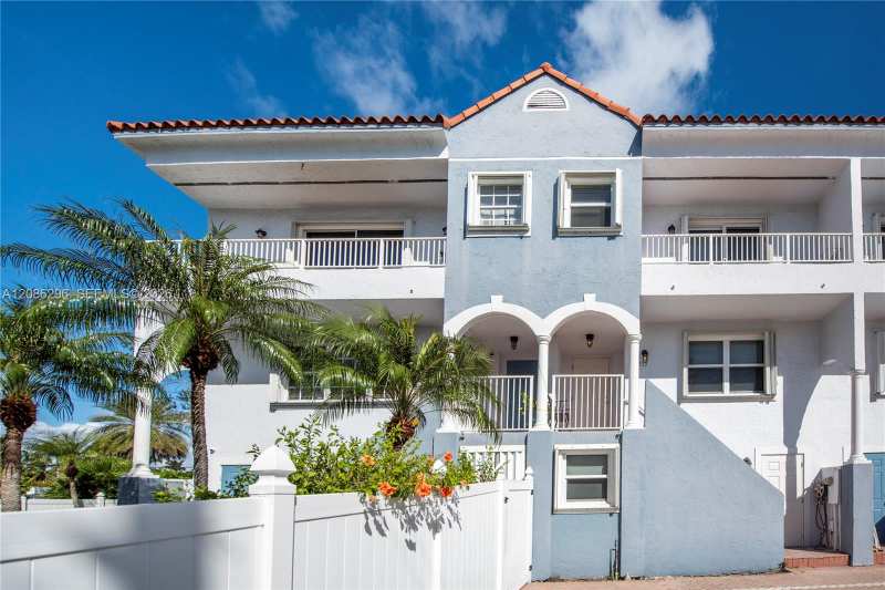 353 Virginia St # 0, Hollywood FL 33019