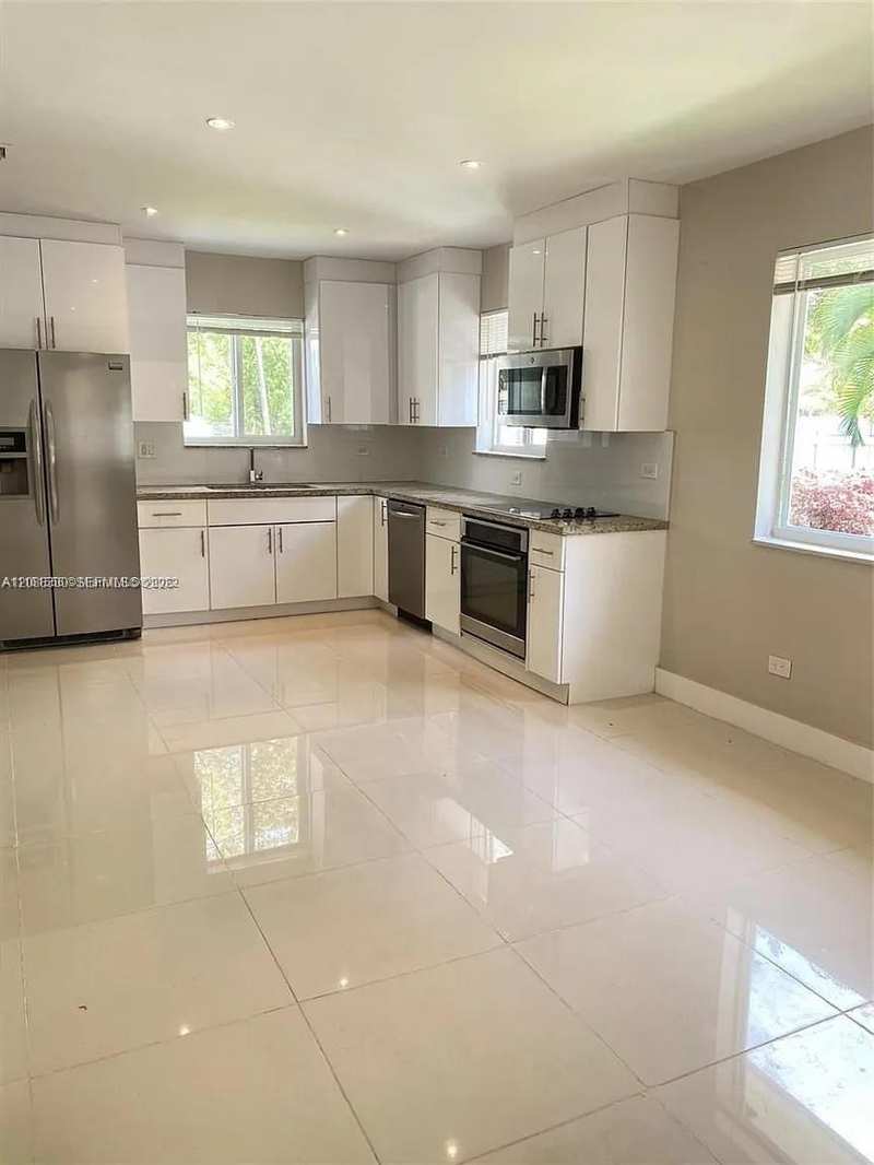12015 NE 7th Ave, Biscayne Park FL 33161