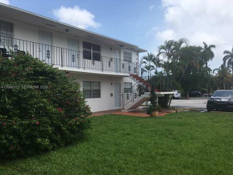 1825 Cleveland St # 5, Hollywood FL 33020