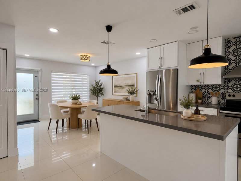 2420 SW 102nd Ave, Miami FL 33165