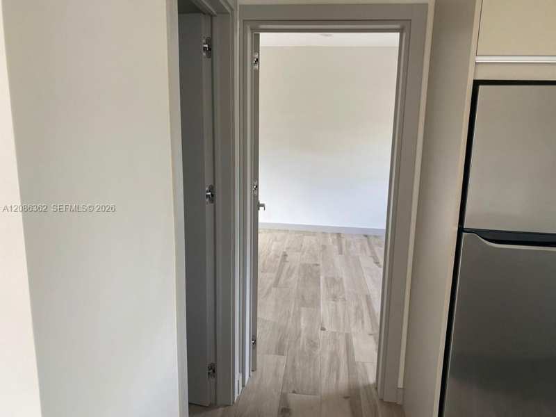 8035 Abbott Ave # 207, Miami Beach FL 33141