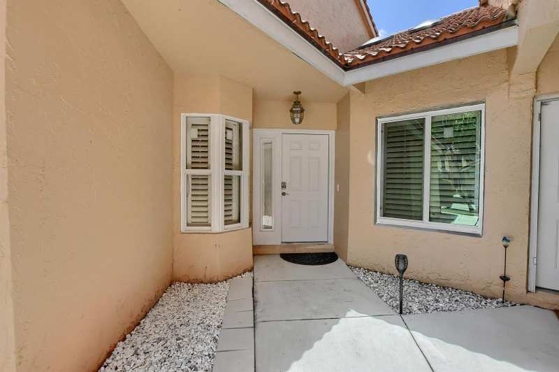 23061 Aqua View # 6, Boca Raton FL 33433