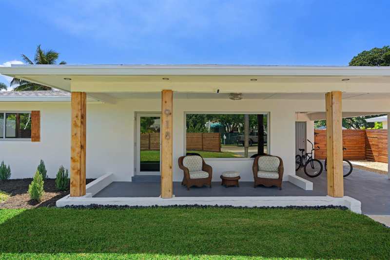 918 SE 3RD Avenue, Delray Beach FL 33483