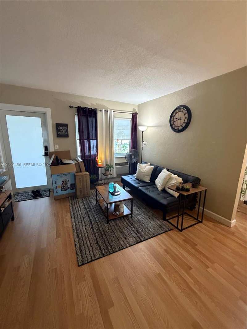 3570 SW 9th Ter # 9B, Miami FL 33135
