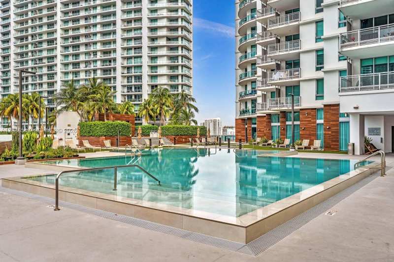 350 S Miami Ave # 3605, Miami FL 33130