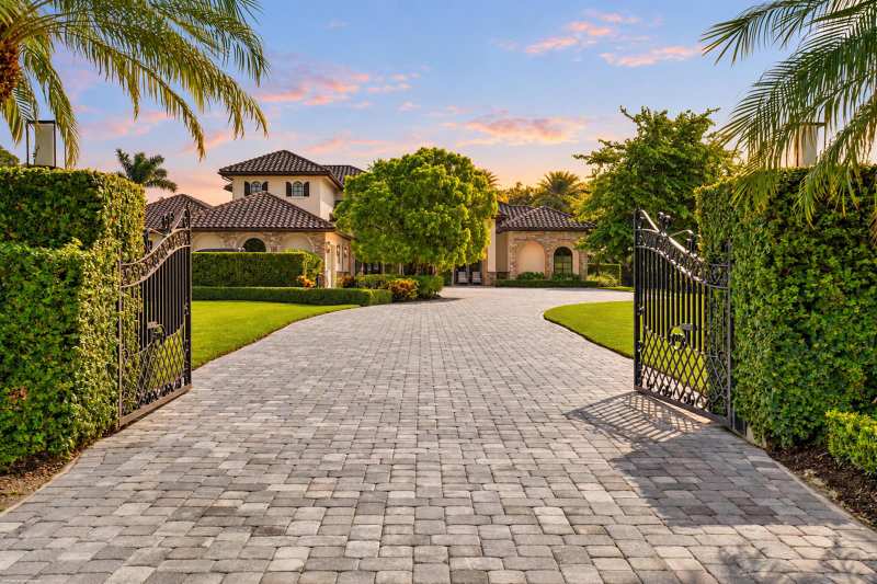4600 Garden Point Trail, Wellington FL 33414