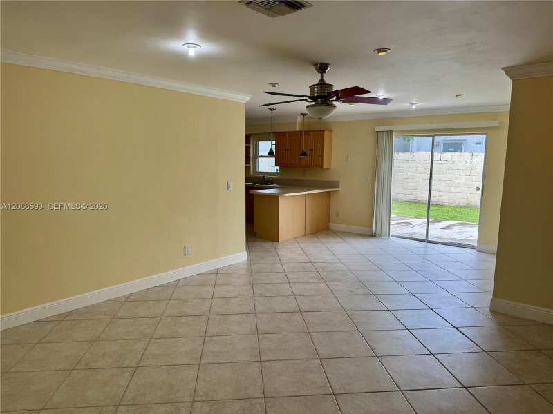 1611 NE 35th St, Pompano Beach FL 33064