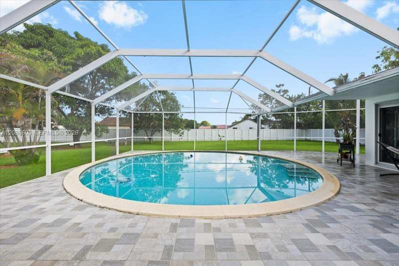 11125 SW 173rd Ter, Miami FL 33157