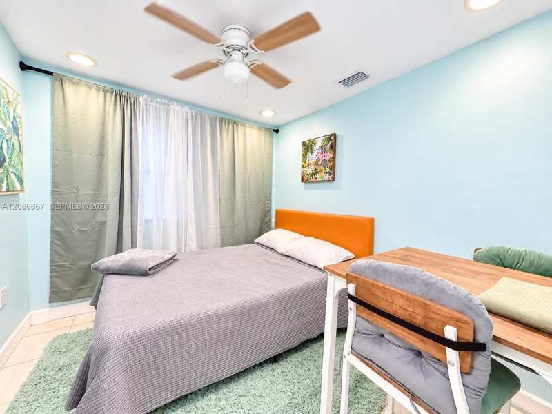 9260 Little River Blvd # B, Miami FL 33147