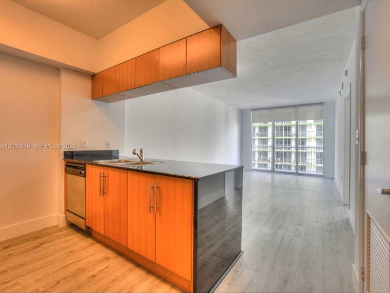 1750 N Bayshore Dr # 3205, Miami FL 33132
