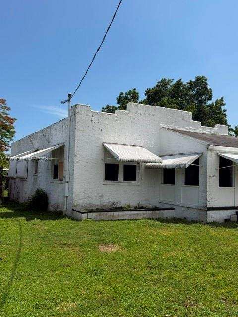 3322 SW 9th St, Miami FL 33135