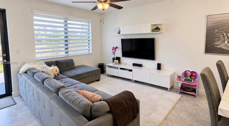 4219 SW 165th Ct # 4219, Miami FL 33185