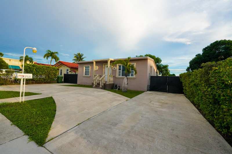 358 E 45th St, Hialeah FL 33013