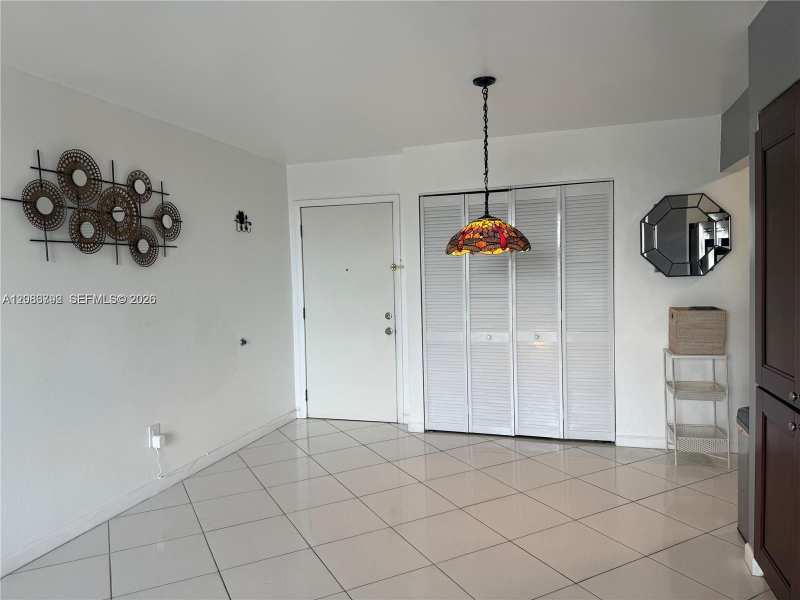 8821 W Flagler St # 411, Miami FL 33174