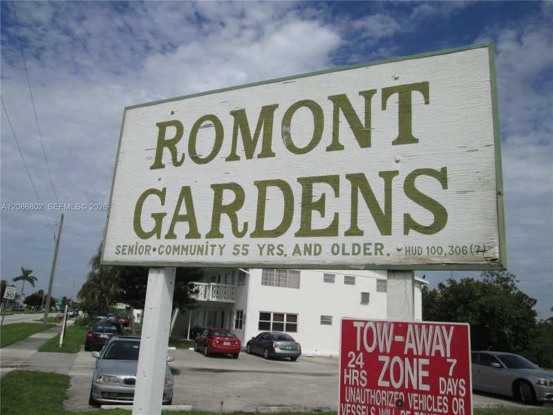 15 NW 204th St # 17, Miami Gardens FL 33169