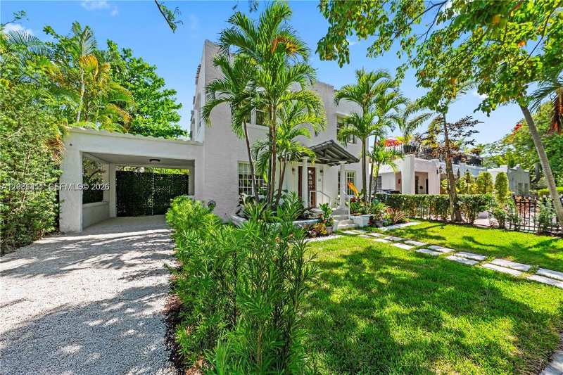 178 NE 45th St, Miami FL 33137