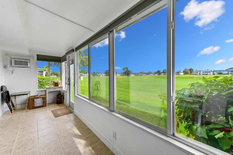 129 Waterford F, Delray Beach FL 33446